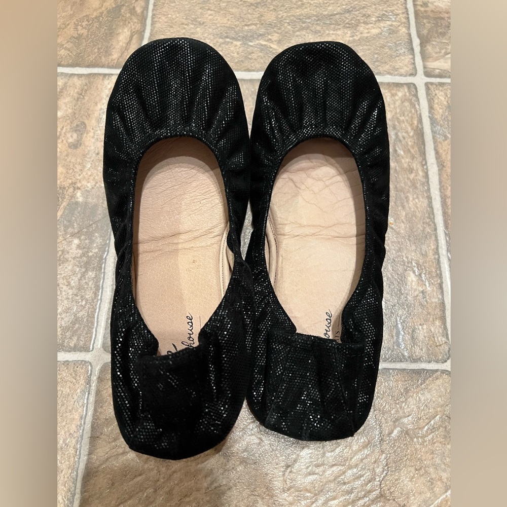 The Storehouse Flats. EUC! Size 9. Black shimmer.